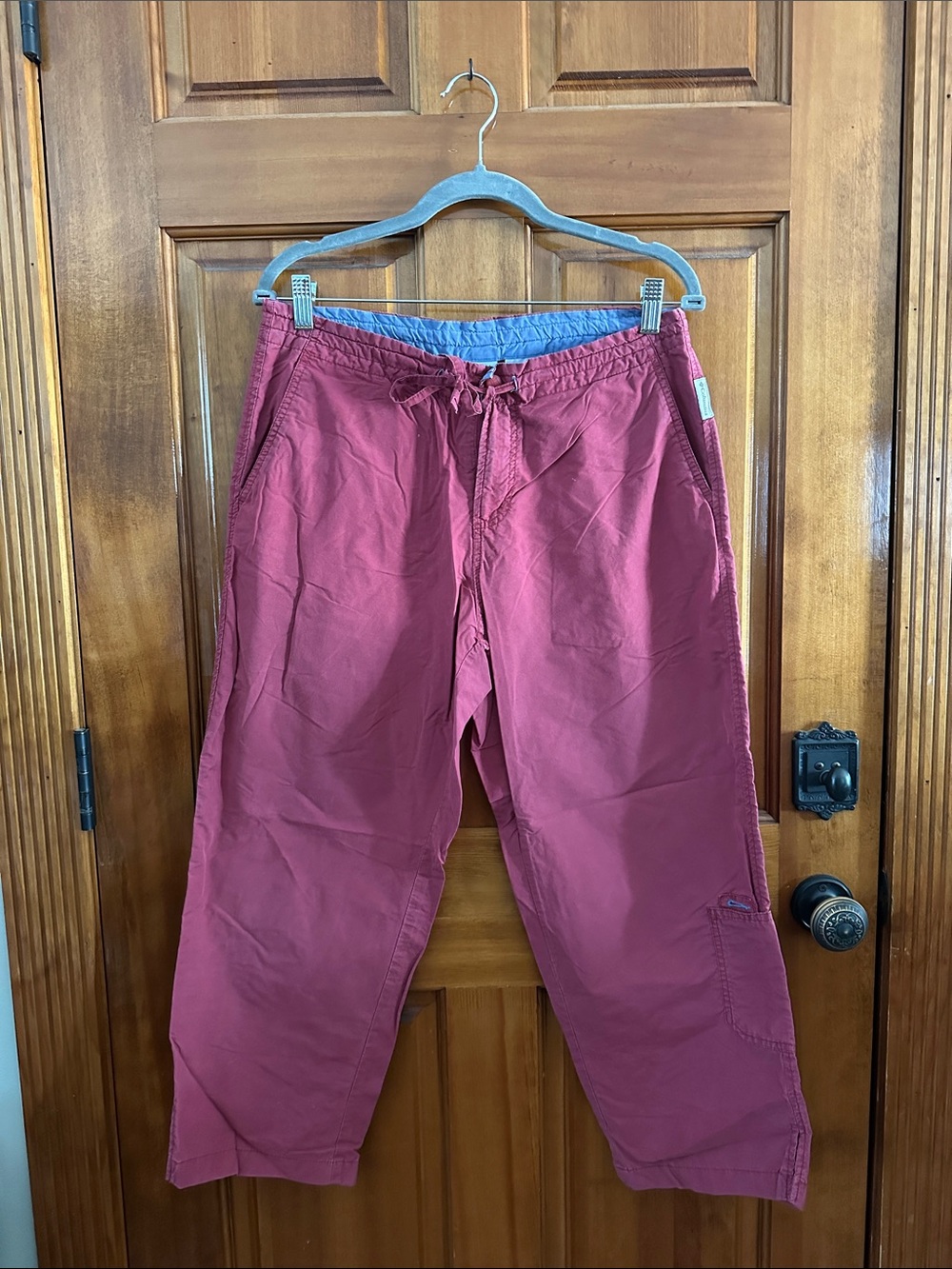 Women's Brick-Red Capris with Blue Waistband